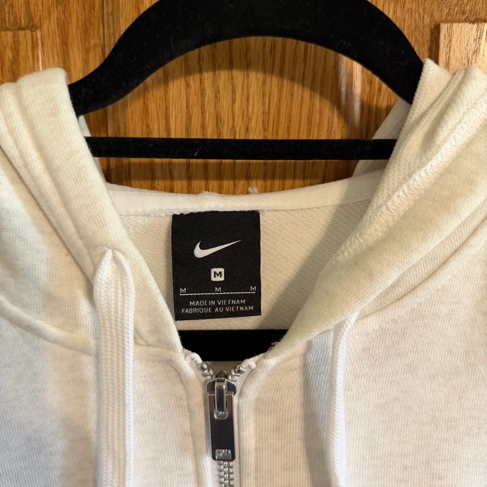 Nike Women’s Zip-Up Cream Sweater with Black Details - Picture 2 of 4